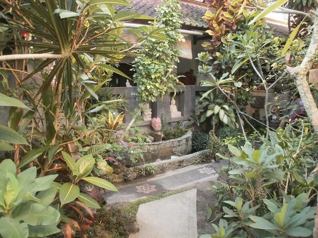 亚拉曼达公寓式酒店 乌布 2*,